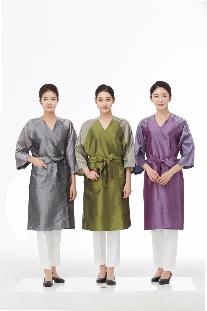 라글란 배색 가운-1.jpg