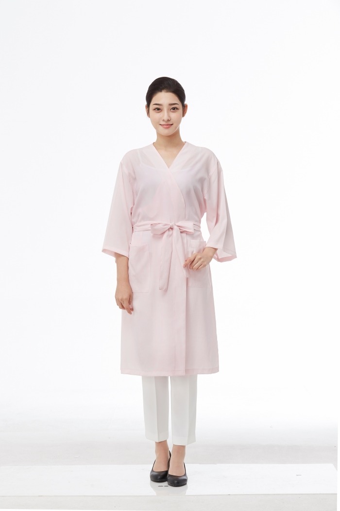 포시즌 엠보 가운-2.jpg