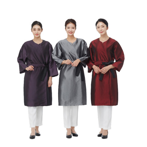 라인 헤라 가운
